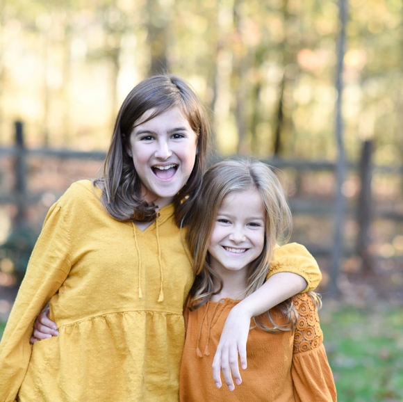 Meet your Posher, Tara - Picture 1 of 1